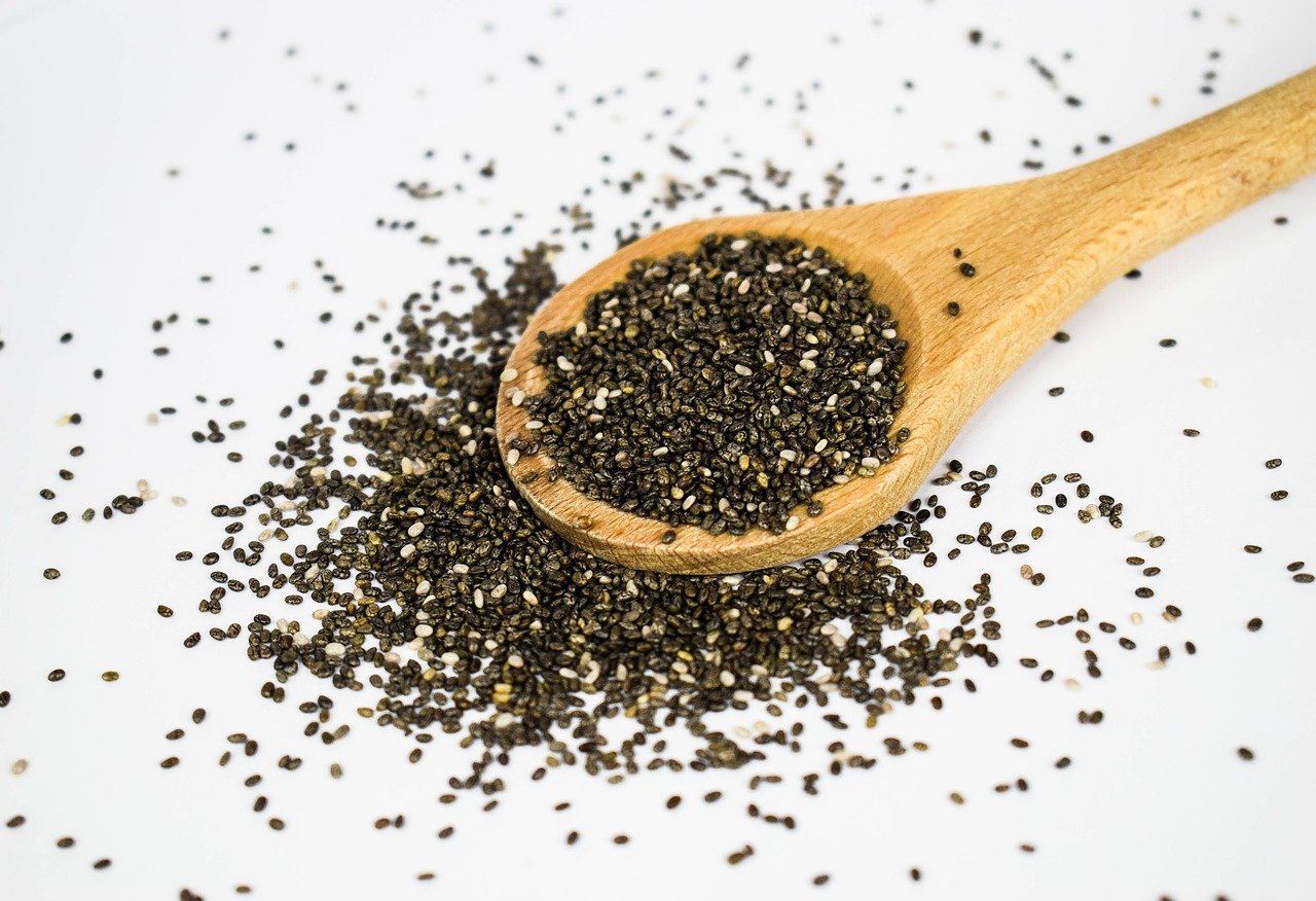 Flax and Chia seeds: better to eat them whole or ground? 4